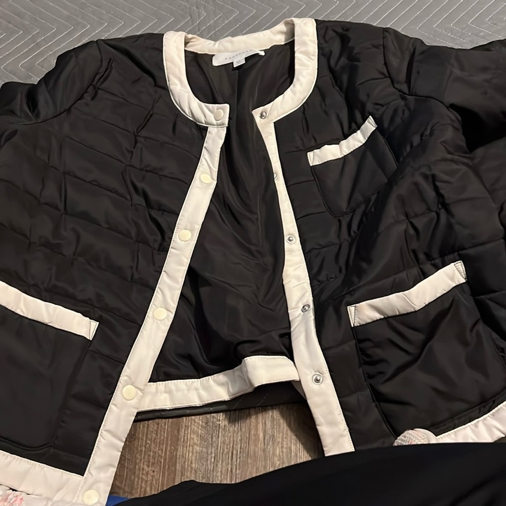 Pop. Sugar xl jacket black and white
